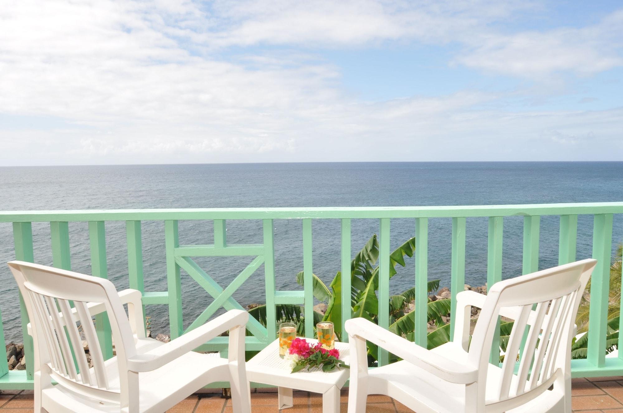 Bird Rock Beach Hotel Basseterre 外观 照片