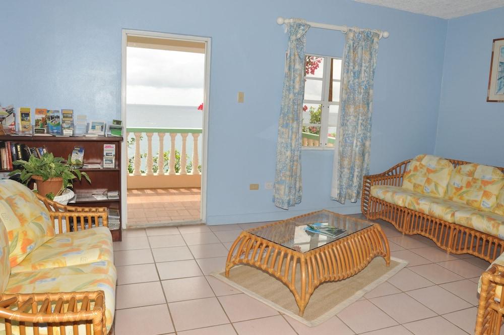 Bird Rock Beach Hotel Basseterre 外观 照片