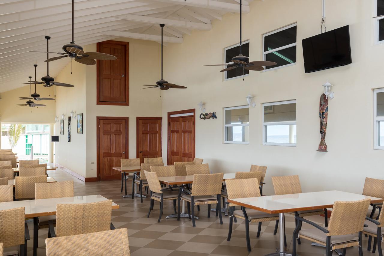 Bird Rock Beach Hotel Basseterre 外观 照片